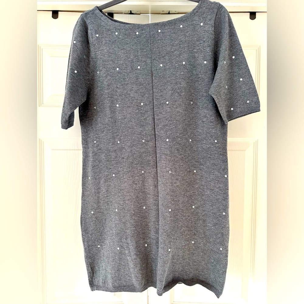 Short sleeve gray, Adrienne Vittadini wool tunic with crystals - Large